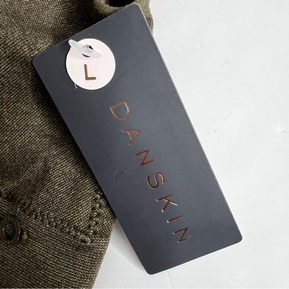 DANSKIN Women’s Bras Sz Large Lot/3 Pullover Removable Pads Multi Colors - Picture 7 of 11